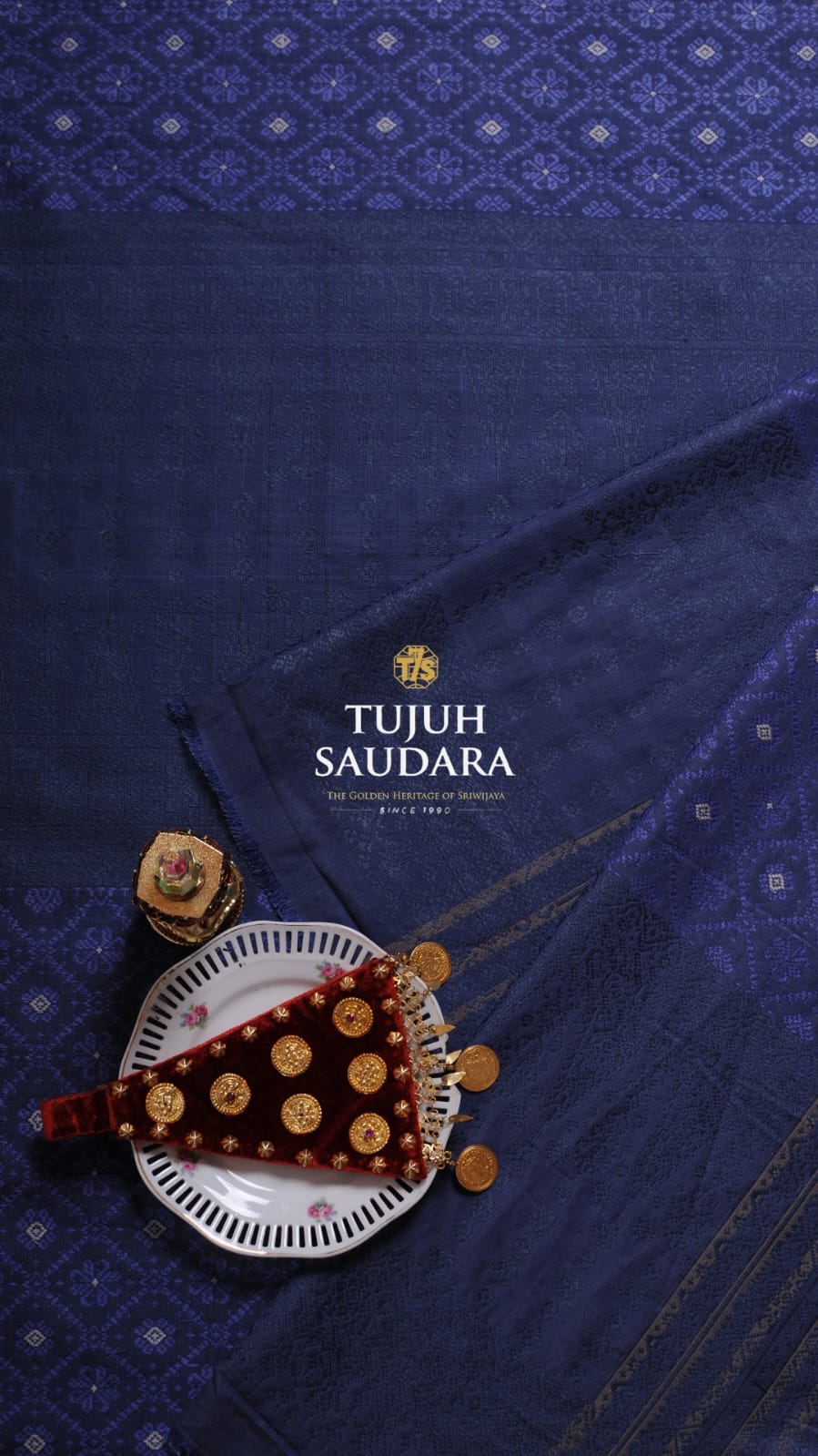 Songket bunga cina motif bunga cempaka