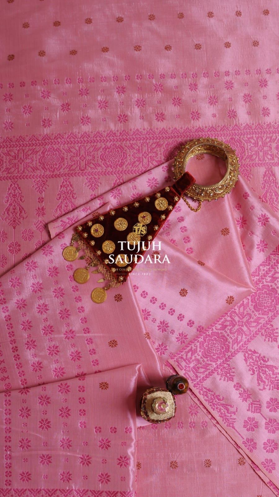 Songket tabur motif cermin